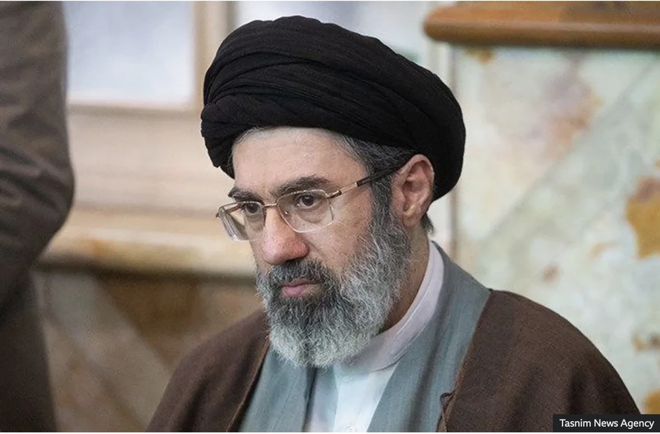 Mojtaba Khamenei, từ giáo sĩ ẩn mình trở thành lãnh tụ tối cao mới của Iran Mojtaba Khamenei, từ giáo sĩ ẩn mình trở thành lãnh tụ tối cao mới của Iran