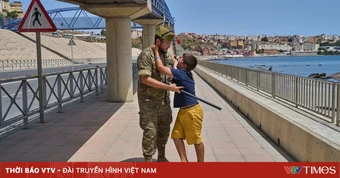 Mòn mỏi chờ đợi sau làn sóng di cư tại Ceuta