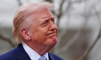 'Món quà lớn' của Iran cho ông Trump có thể là vài tàu dầu qua Hormuz