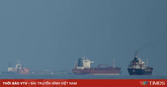 Một số tàu chở dầu bị trừng phạt đi qua eo biển Hormuz bất chấp lệnh phong tỏa của Mỹ