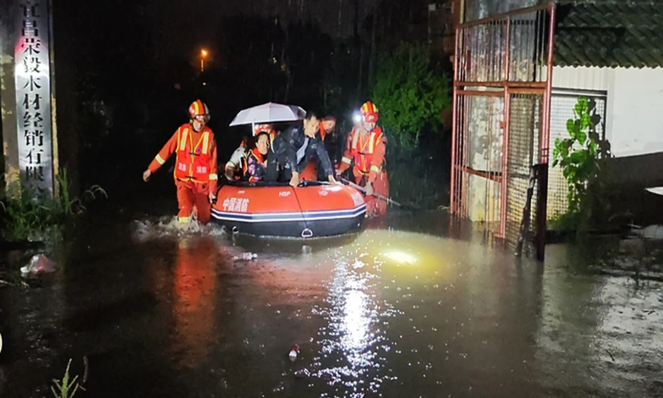 Mưa lớn khiến hơn 20 người thiệt mạng ở Trung Quốc Mưa lớn khiến hơn 20 người thiệt mạng ở Trung Quốc