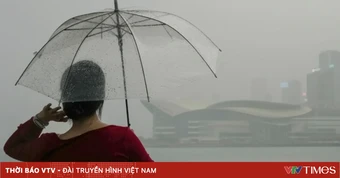 Mưa lớn, không khí lạnh tràn qua miền Nam Trung Quốc