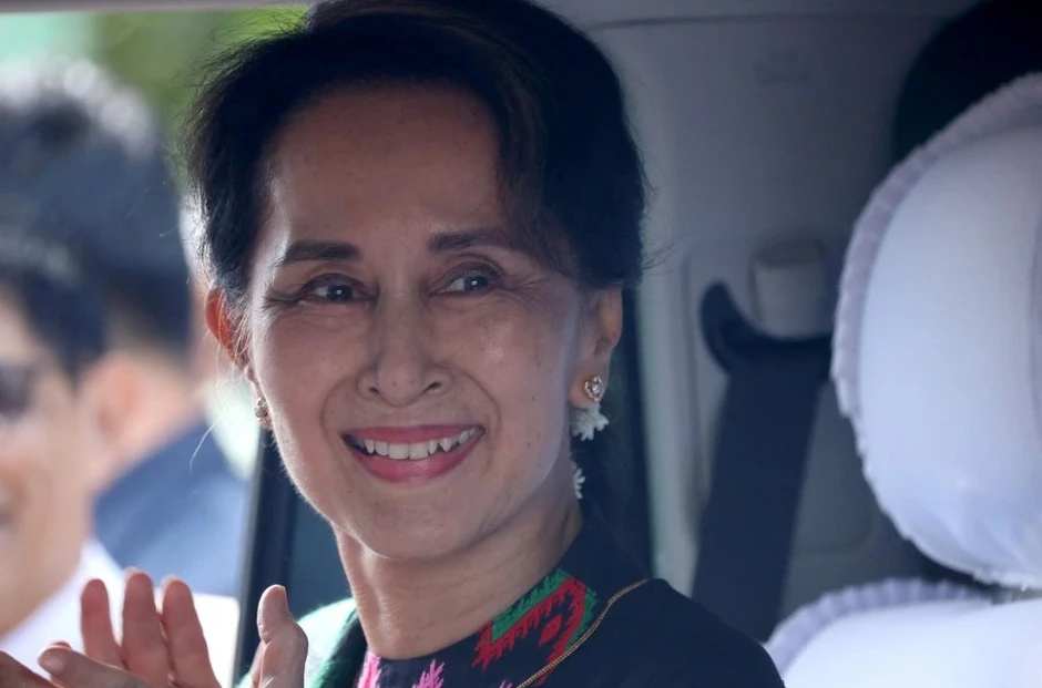 Myanmar áp dụng quản chế tại gia đối với bà Aung San Suu Kyi Myanmar áp dụng quản chế tại gia đối với bà Aung San Suu Kyi