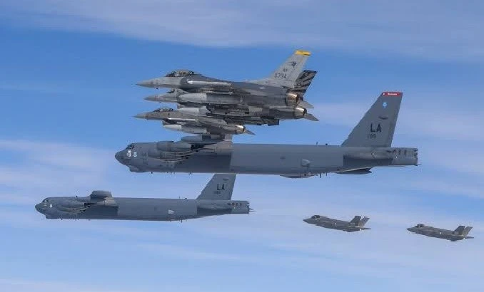 NATO tập trận thách thức kho vũ khí hạt nhân Nga