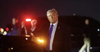 NATO từ chối can thiệp vào Iran, ông Trump chỉ trích 'sai lầm ngớ ngẩn'