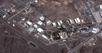 Nga đề nghị tiếp nhận uranium làm giàu của Iran