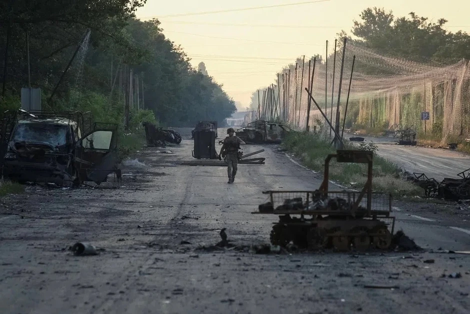 Nga dồn dập công phá "vành đai pháo đài" của Ukraine Nga dồn dập công phá "vành đai pháo đài" của Ukraine