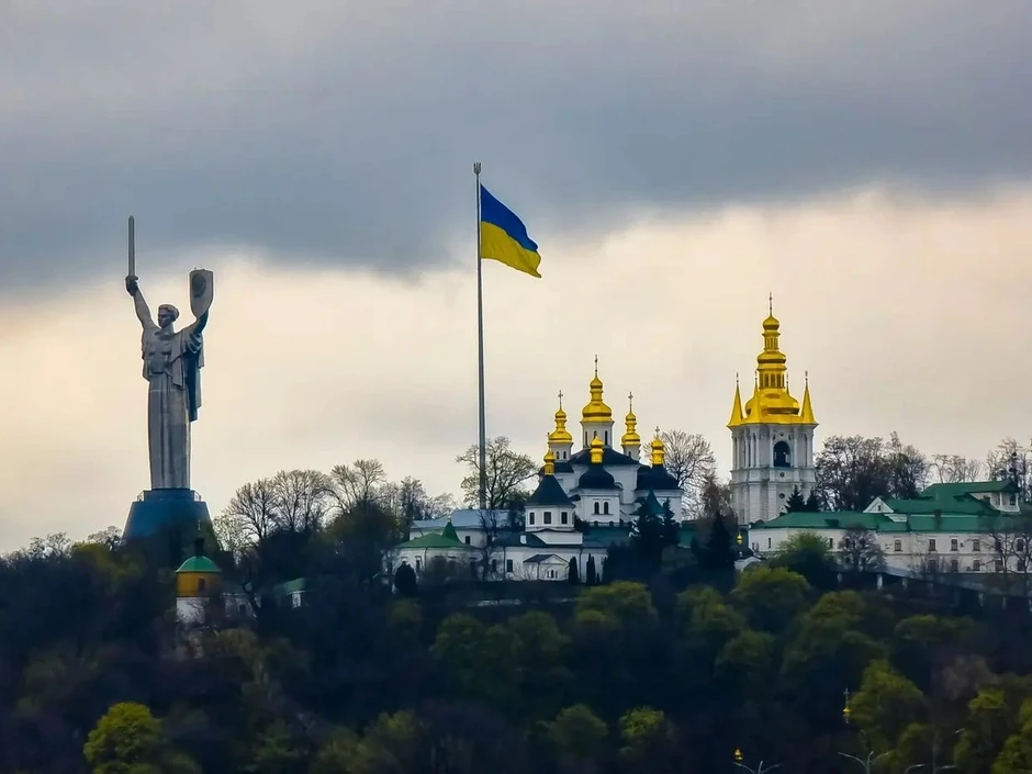 Nga không kích tên lửa vào Ukraine, nổ lớn liên tiếp ở Kiev Nga không kích tên lửa vào Ukraine, nổ lớn liên tiếp ở Kiev