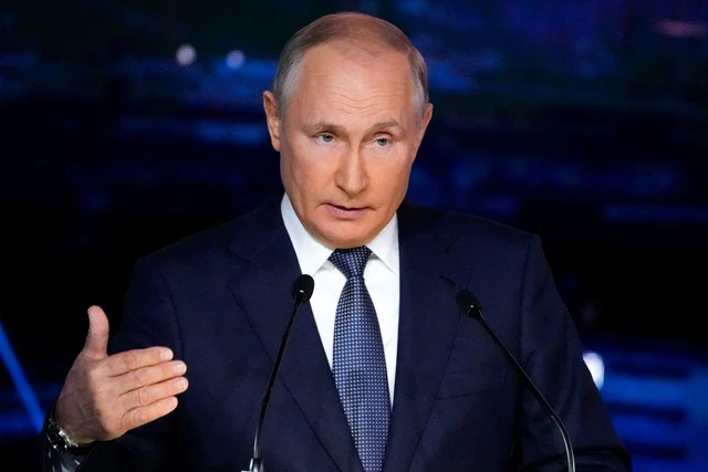 Nga kích hoạt "Kế hoạch B", 900 tên lửa đạn đạo chĩa vào Kiev – Mỹ báo động, ông Putin ra 4 điều kiện nóng Nga kích hoạt "Kế hoạch B", 900 tên lửa đạn đạo chĩa vào Kiev – Mỹ báo động, ông Putin ra 4 điều kiện nóng