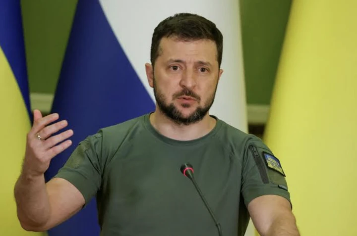 Nga - Mỹ bắt tay, Tổng thống Zelensky phản ứng gây bất ngờ Nga - Mỹ bắt tay, Tổng thống Zelensky phản ứng gây bất ngờ