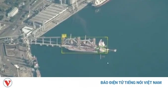 Nga phá hủy mục tiêu quân sự của Ukraine tại cảng Chernomorsk bằng UAV tích hợp AI