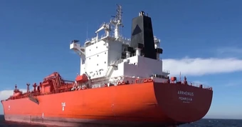 Nga phát hiện thủy lôi của NATO gắn vào tàu cập cảng Nga