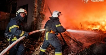 Nga phóng dồn dập hơn 300 tên lửa, UAV vào Ukraine trong đêm