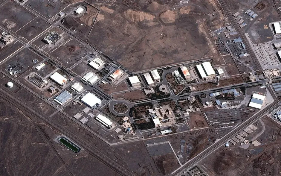 Nga sẵn sàng tiếp nhận uranium làm giàu cao của Iran Nga sẵn sàng tiếp nhận uranium làm giàu cao của Iran