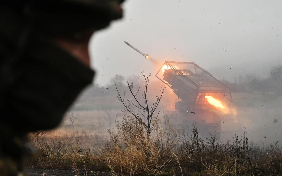 Nga siết tuyến tiếp tế của NATO vào Ukraine, gia tăng sức ép lên hậu cần quân sự Nga siết tuyến tiếp tế của NATO vào Ukraine, gia tăng sức ép lên hậu cần quân sự