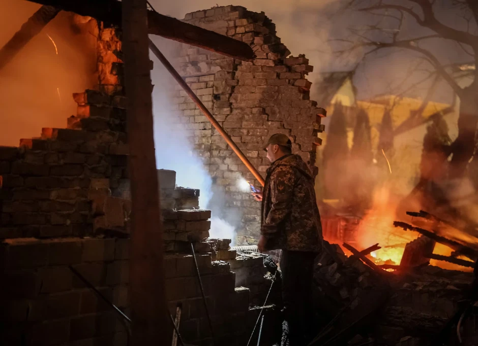 Nga tấn công Kiev và vùng phụ cận, mở màn đợt tấn công mùa đông Nga tấn công Kiev và vùng phụ cận, mở màn đợt tấn công mùa đông