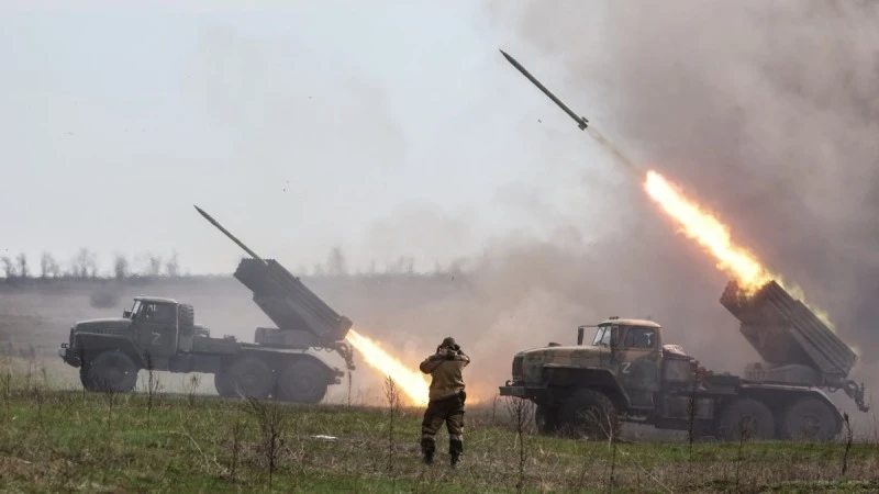 Nga tiến công sâu vào phòng tuyến, mở rộng kiểm soát ở Donetsk