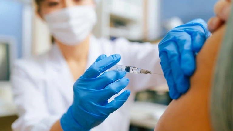 Nga tính tiêm miễn phí vaccine ung thư cho người dân Nga tính tiêm miễn phí vaccine ung thư cho người dân
