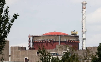 Nga tố Ukraine tấn công nhà máy điện hạt nhân gây một lỗ thủng ở phòng máy, ông Medvedev cảnh cáo Kiev và NATO