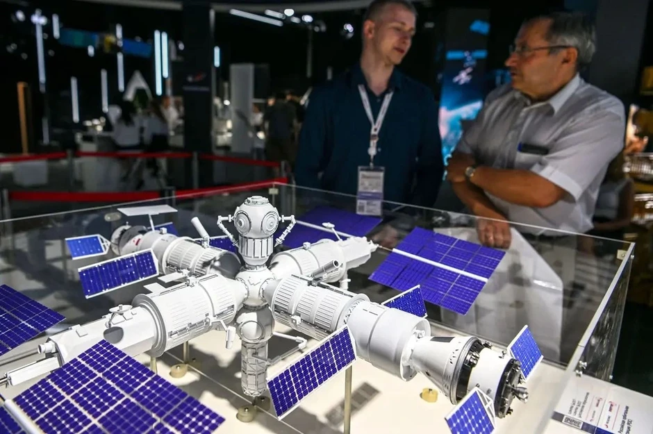 Nga triển khai hệ thống liên lạc vệ tinh riêng tương tự Starlink Nga triển khai hệ thống liên lạc vệ tinh riêng tương tự Starlink