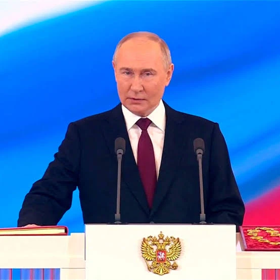 Nga tung Tsar-Geranium đánh nổ mục tiêu bất khả xâm phạm, tuyên bố hạ loạt sĩ quan Ukraine - Ông Putin công bố "sự thật về SVO" Nga tung Tsar-Geranium đánh nổ mục tiêu bất khả xâm phạm, tuyên bố hạ loạt sĩ quan Ukraine - Ông Putin công bố "sự thật về SVO"