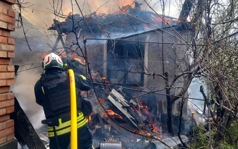 Nga và Ukraine cáo buộc nhau vi phạm thỏa thuận ngừng bắn dịp lễ Phục Sinh Nga và Ukraine cáo buộc nhau vi phạm thỏa thuận ngừng bắn dịp lễ Phục Sinh