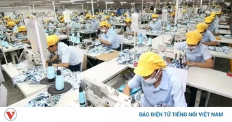 Ngành sản xuất của Indonesia trong tháng 4 giảm mạnh nhất trong năm qua