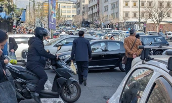 Ngày hỗn loạn ở Iran khi Mỹ, Israel tập kích