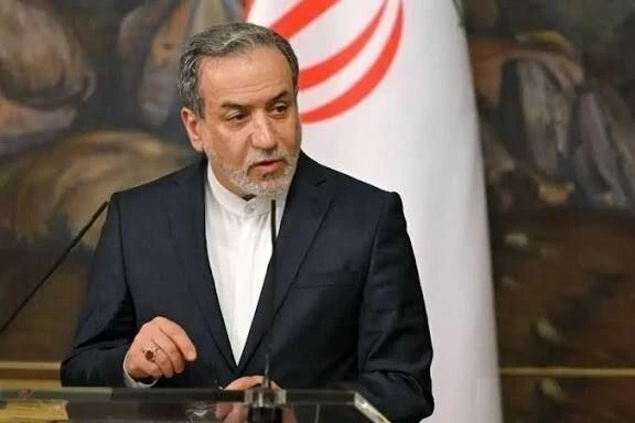 Ngoại trưởng Iran chính thức lên tiếng về việc UAE tấn công Tehran Ngoại trưởng Iran chính thức lên tiếng về việc UAE tấn công Tehran