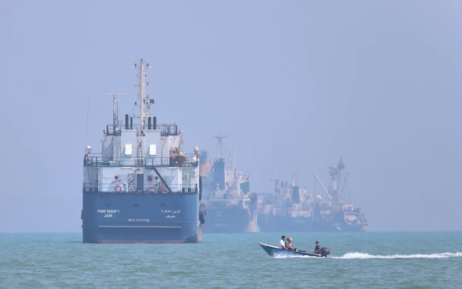 Ngoại trưởng Iran: Eo biển Hormuz sẽ không thể trở lại như xưa Ngoại trưởng Iran: Eo biển Hormuz sẽ không thể trở lại như xưa