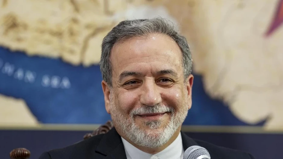 Ngoại trưởng Iran ra loạt phát ngôn quan trọng, đề cập Trung Quốc; Ông Trump để ngỏ khả năng 'quay trở lại Iran' Ngoại trưởng Iran ra loạt phát ngôn quan trọng, đề cập Trung Quốc; Ông Trump để ngỏ khả năng 'quay trở lại Iran'