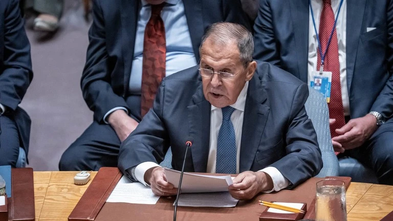 Ngoại trưởng Lavrov: Nga sẽ không tạm dừng chiến dịch quân sự đặc biệt trong lúc hòa đàm Ngoại trưởng Lavrov: Nga sẽ không tạm dừng chiến dịch quân sự đặc biệt trong lúc hòa đàm
