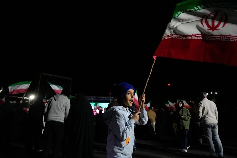 Người dân Iran xuống đường bày tỏ sự ủng hộ đối với Chính phủ Người dân Iran xuống đường bày tỏ sự ủng hộ đối với Chính phủ
