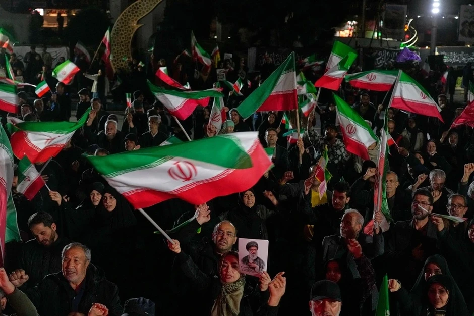 Người dân Iran xuống đường bày tỏ sự ủng hộ đối với Chính phủ Người dân Iran xuống đường bày tỏ sự ủng hộ đối với Chính phủ