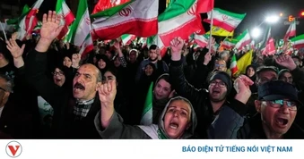 Người dân Iran xuống đường bày tỏ sự ủng hộ đối với Chính phủ