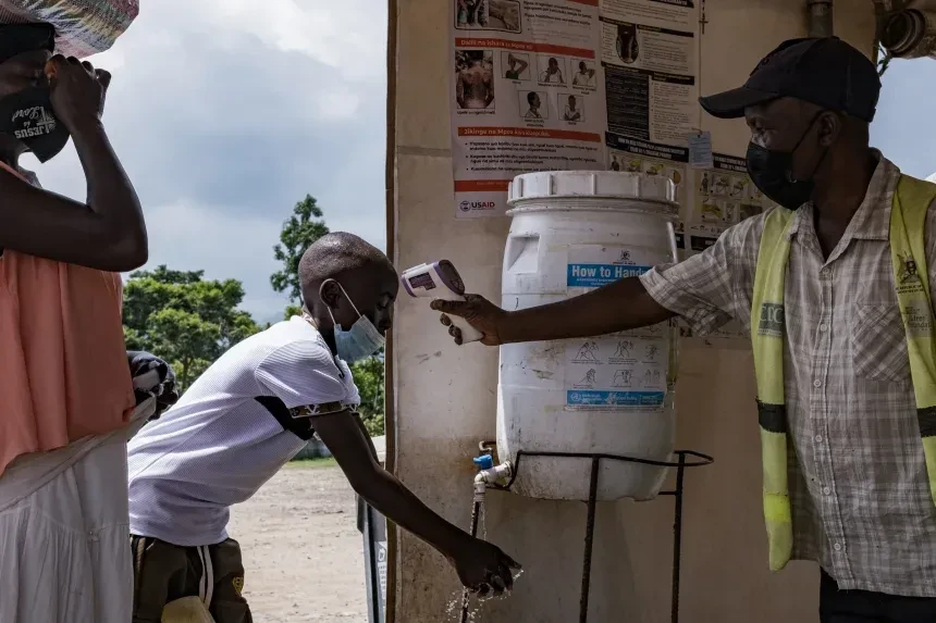 Nguyên nhân khiến dịch Ebola lan rộng tại Congo Nguyên nhân khiến dịch Ebola lan rộng tại Congo
