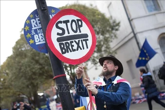 Nguyên nhân thúc đẩy Anh tìm cách xích lại gần EU sau một thập kỷ Brexit