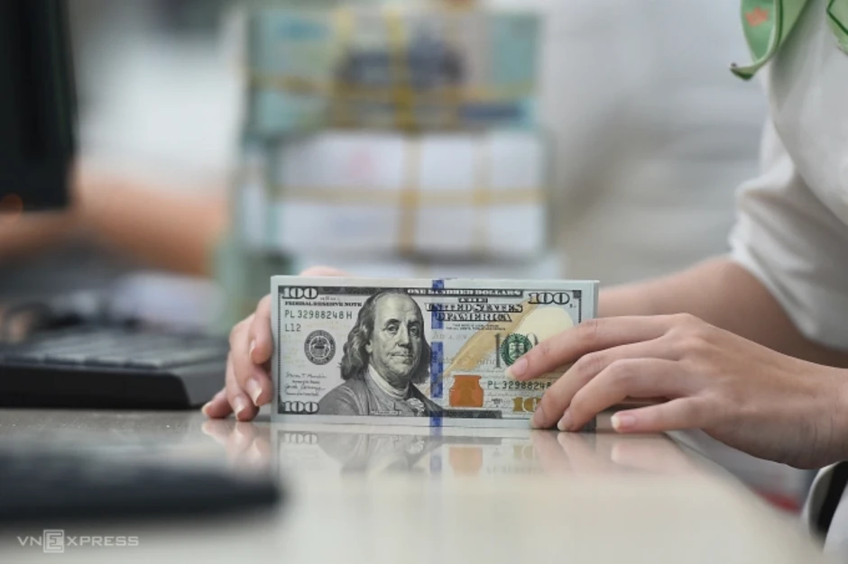 Nhà đầu tư trữ tiền mặt với tốc độ nhanh nhất kể từ đại dịch Nhà đầu tư trữ tiền mặt với tốc độ nhanh nhất kể từ đại dịch