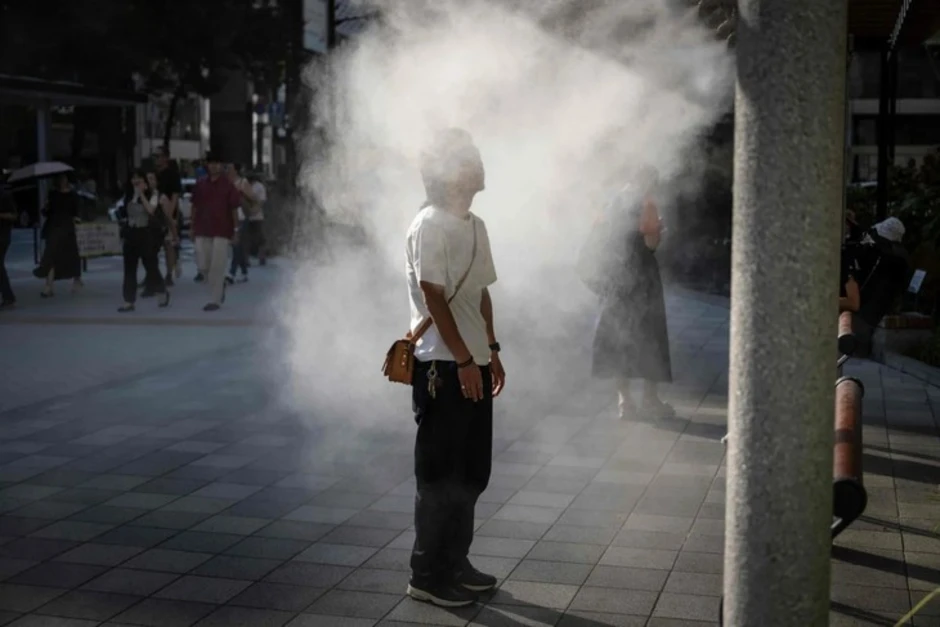 Nhật Bản đối mặt mùa hè 'nóng đổ lửa', 40°C là... thường thôi Nhật Bản đối mặt mùa hè 'nóng đổ lửa', 40°C là... thường thôi