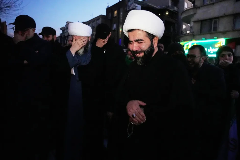 Nhịp sống thường nhật của người dân Iran bỗng chốc hỗn độn bởi xung đột Nhịp sống thường nhật của người dân Iran bỗng chốc hỗn độn bởi xung đột