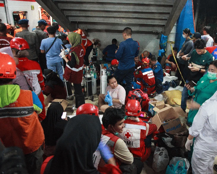 Những lời kể ám ảnh sau thảm kịch tàu hỏa ở Indonesia khiến 16 phụ nữ thiệt mạng Những lời kể ám ảnh sau thảm kịch tàu hỏa ở Indonesia khiến 16 phụ nữ thiệt mạng