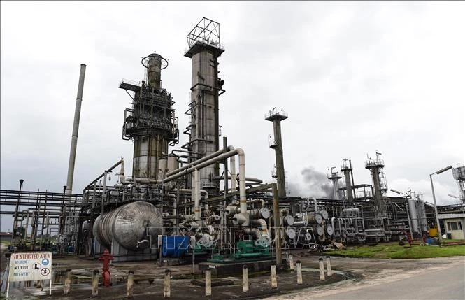 Nigeria trở thành nước xuất khẩu ròng xăng dầu lần đầu sau nhiều thập kỷ Nigeria trở thành nước xuất khẩu ròng xăng dầu lần đầu sau nhiều thập kỷ