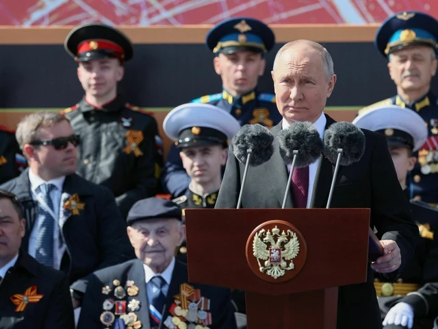 Nổ liên hoàn Odessa, Donbass cận kề giờ G - Kiev căng thẳng cực độ sát 9/5, ông Putin chuẩn bị điều chưa từng có? Nổ liên hoàn Odessa, Donbass cận kề giờ G - Kiev căng thẳng cực độ sát 9/5, ông Putin chuẩn bị điều chưa từng có?