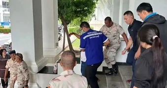 Nổ súng bên ngoài văn phòng chính quyền địa phương ở Thái Lan