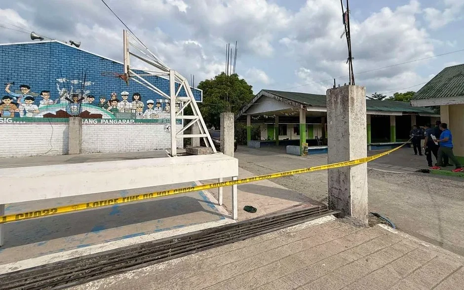 Nổ súng tại trường học Philippines khiến 3 học sinh thiệt mạng Nổ súng tại trường học Philippines khiến 3 học sinh thiệt mạng