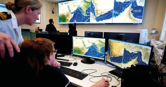 Nơi cung cấp "dịch vụ khẩn cấp 911" cho tàu thuyền ở eo biển Hormuz