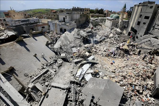 Nóng trong tuần: Eo biển Hormuz bất định sau các tuyên bố trái chiều; Lệnh ngừng bắn Israel-Liban có hiệu lực Nóng trong tuần: Eo biển Hormuz bất định sau các tuyên bố trái chiều; Lệnh ngừng bắn Israel-Liban có hiệu lực