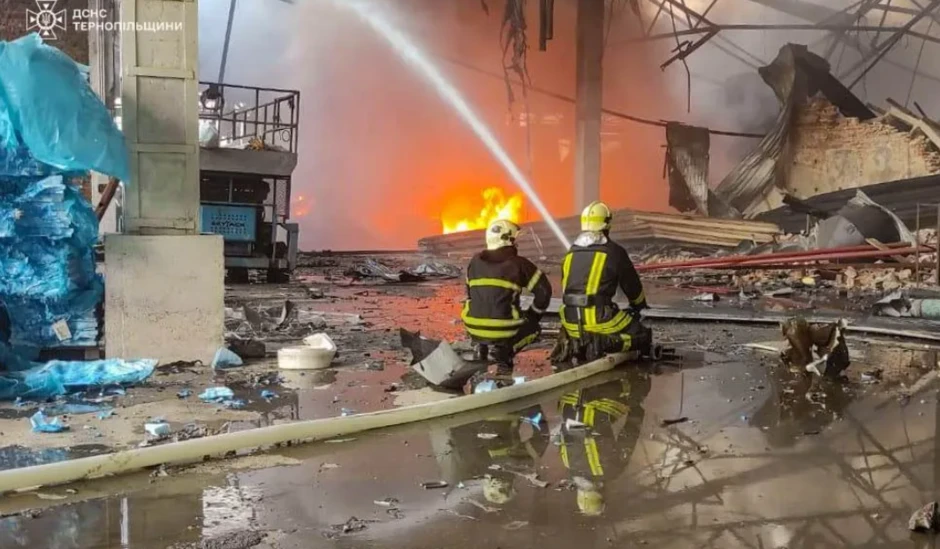 NYT: Tên lửa và UAV Nga đánh trúng nhiều cơ sở liên quan tới tập đoàn lớn của Mỹ ở Ukraine NYT: Tên lửa và UAV Nga đánh trúng nhiều cơ sở liên quan tới tập đoàn lớn của Mỹ ở Ukraine