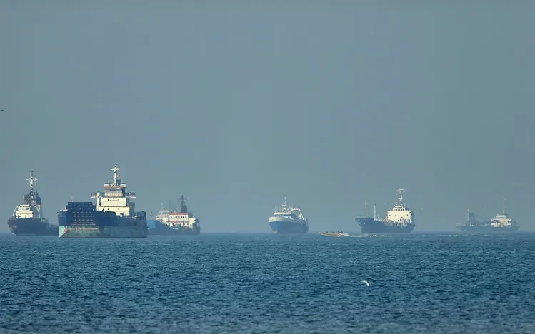 Oman và Iran tiếp tục đàm phán về quản lý tại eo biển Hormuz Oman và Iran tiếp tục đàm phán về quản lý tại eo biển Hormuz