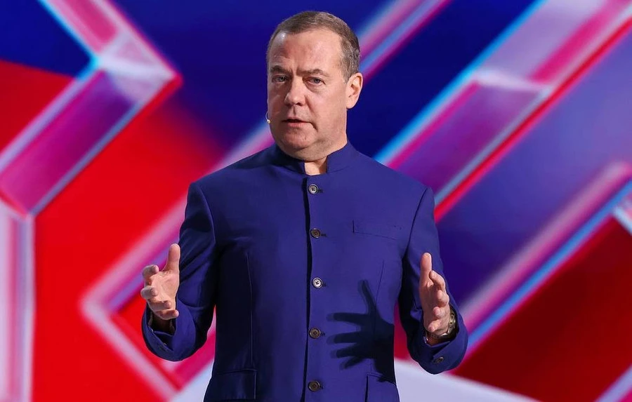 Ông Dmitry Medvedev nêu viễn cảnh nước Nga sau Chiến dịch quân sự đặc biệt Ông Dmitry Medvedev nêu viễn cảnh nước Nga sau Chiến dịch quân sự đặc biệt